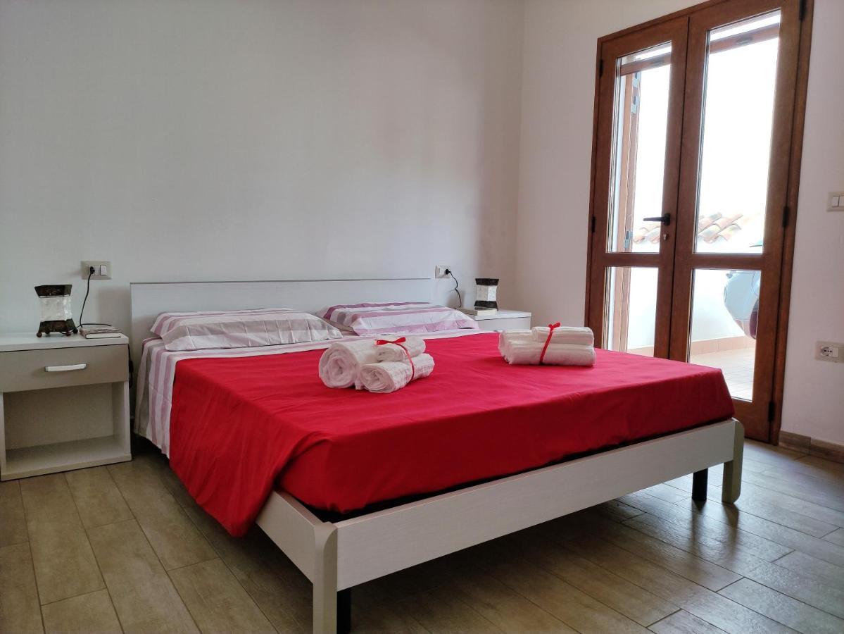 Casa Vacanza Stella Del Mare Cala Gonone Exteriör bild