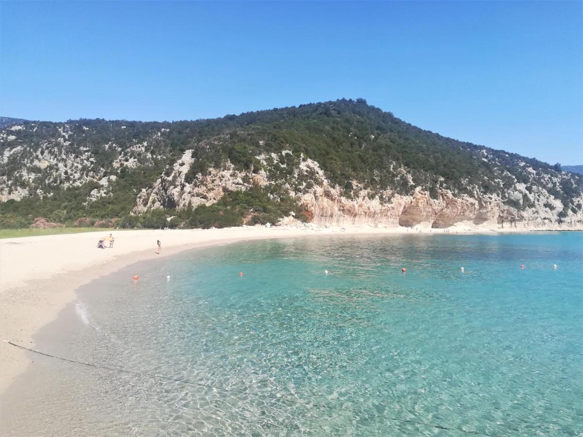 Casa Vacanza Stella Del Mare Cala Gonone Exteriör bild